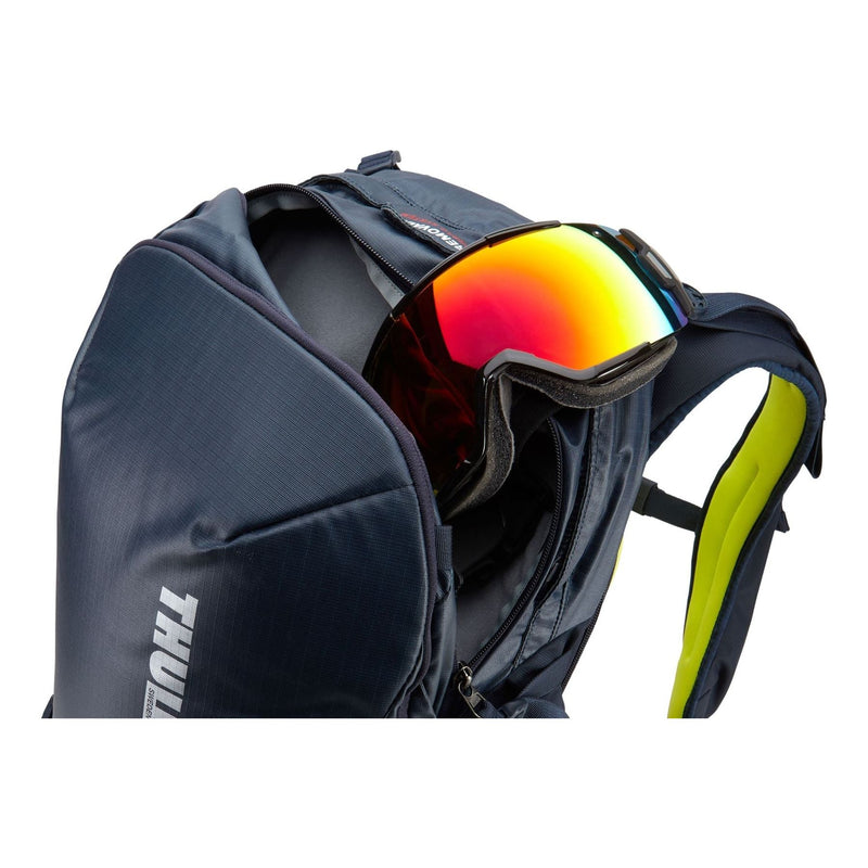 Thule Upslope 35L Removable Airbag 3.0 ready* Ski and Snowboard Rucksack Lime Punch green Ski and snowboard backpack Thule - Dynamic Drive