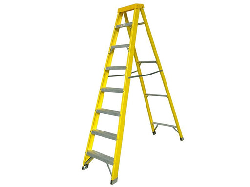 Zarges Fibreglass Swingback Steps Open, 2.71m Closed 2.98m 10 Rungs Zarges - Dynamic Drive
