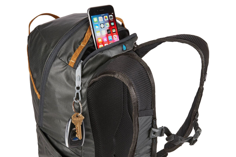 Thule Stir 18L hiking rucksack wood thrush orange Hiking backpack Thule - Dynamic Drive