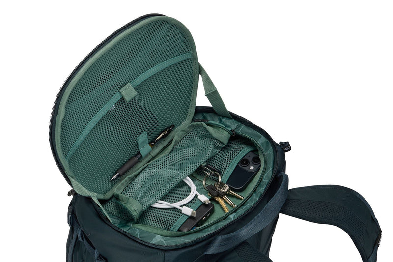 Thule Landmark 60L travel pack darkest blue Thule - Dynamic Drive