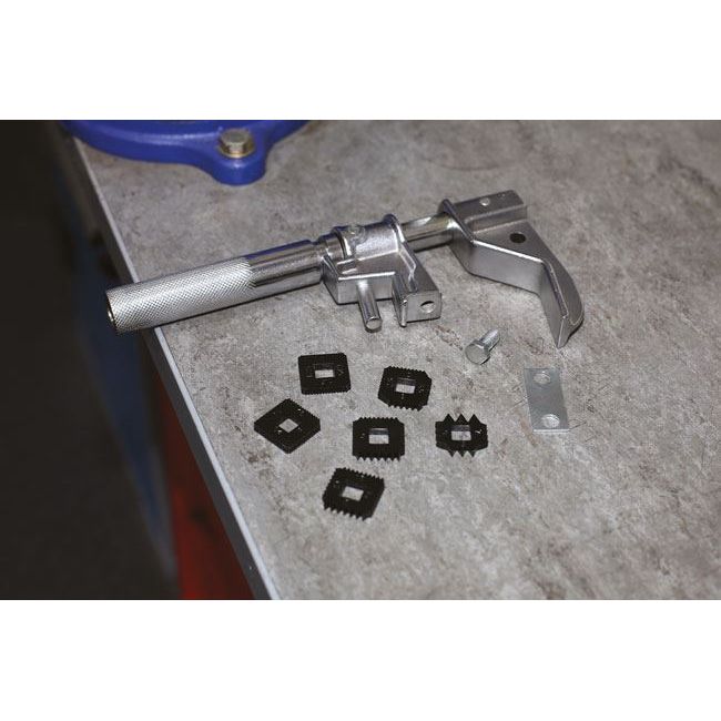 Laser Universal Outside Thread Chaser 7798 Laser - Dynamic Drive