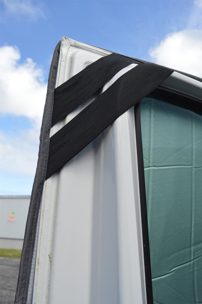 Maypole External Blackout Screen for Volkswagen Crafter Maypole - Dynamic Drive