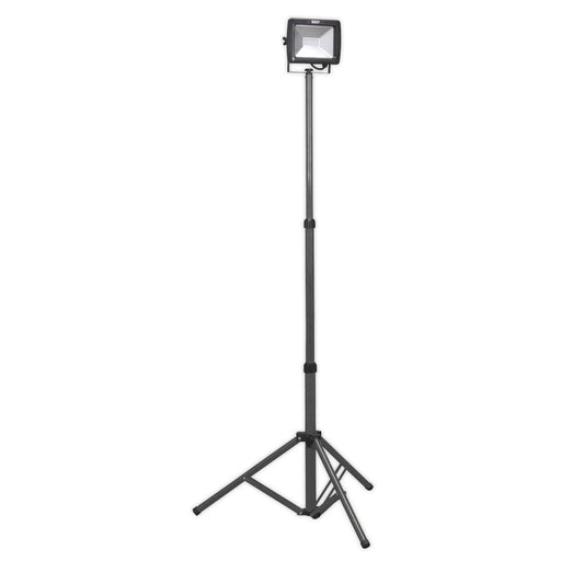 Sealey Telescopic Floodlight 20W SMD LED 230V LED102 Sealey - Dynamic Drive