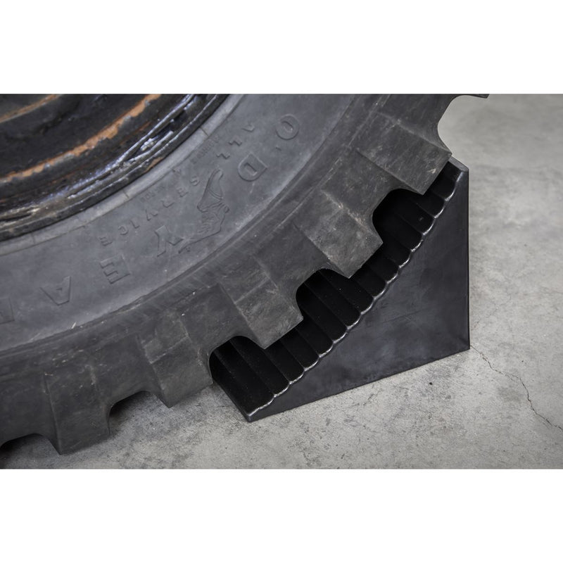 Sealey Heavy-Duty Rubber Wheel Chock - Single CWC01 Sealey - Dynamic Drive