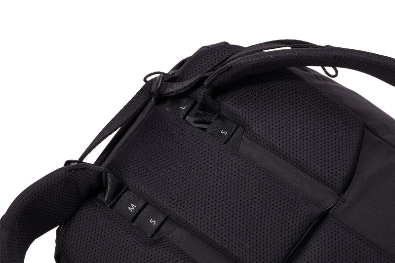 Thule Paramount bike commute backpack black 28L Thule - Dynamic Drive