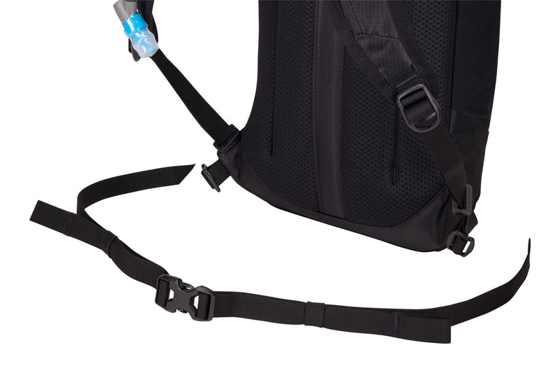 Thule AllTrail hydration pack 10L black Thule - Dynamic Drive