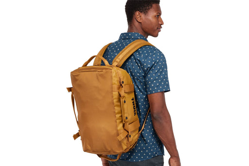 Thule Chasm 30L duffel bag golden brown Thule - Dynamic Drive