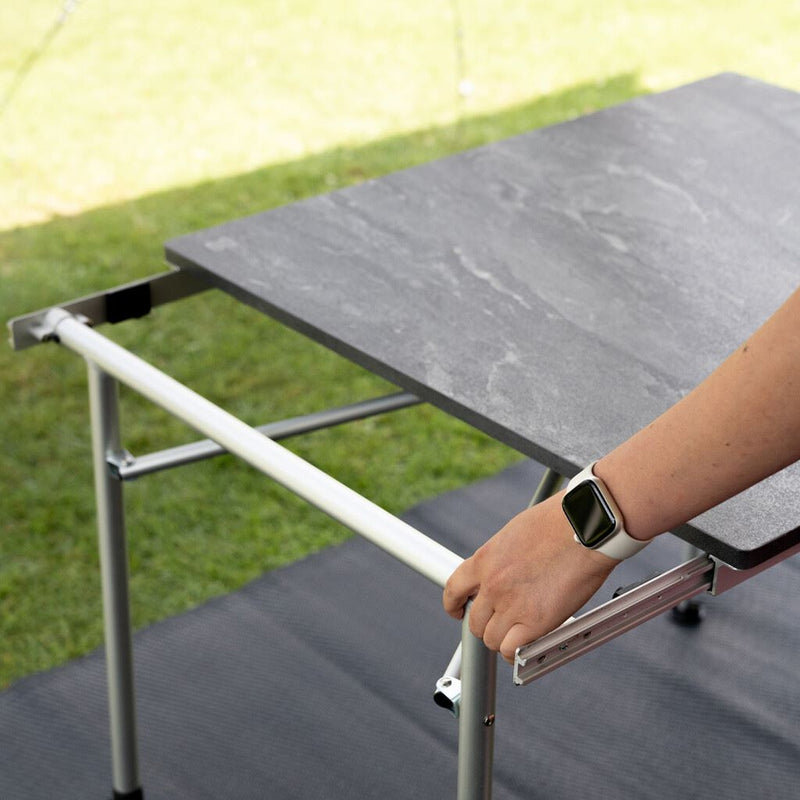 Travellife Sorrento Table Extendable Honeycomb Dark Grey 100/140/180Cm 2129390 Travellife - Dynamic Drive