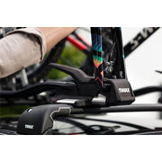 Thule TopRide Roof Bar Fork Mounted Lockable Single Bike Cycle Carrier 568 Thule - Bars 4 Cars
