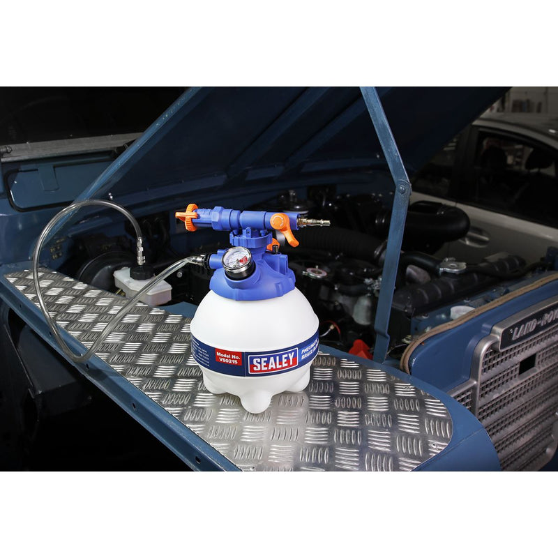 Sealey Pneumatic Brake Bleeder 3L VS0215 Sealey - Dynamic Drive