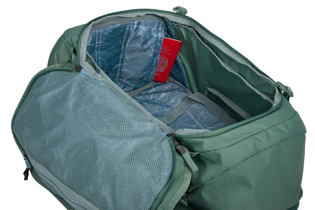 Thule Landmark 40L travel pack hazy green Thule - Dynamic Drive