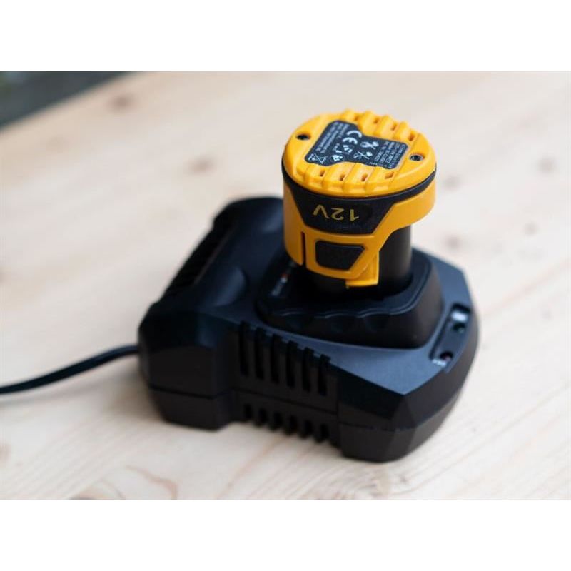 Batavia Fast Charger 12V Batavia - Dynamic Drive