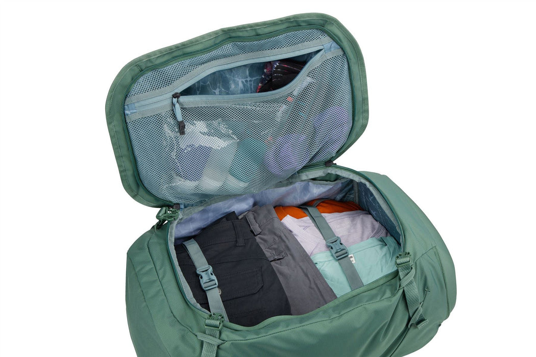 Thule Landmark 60L Women's travel pack hazy green Thule - Dynamic Drive