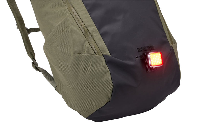 Thule Paramount bike commute backpack soft green 28L Thule - Dynamic Drive