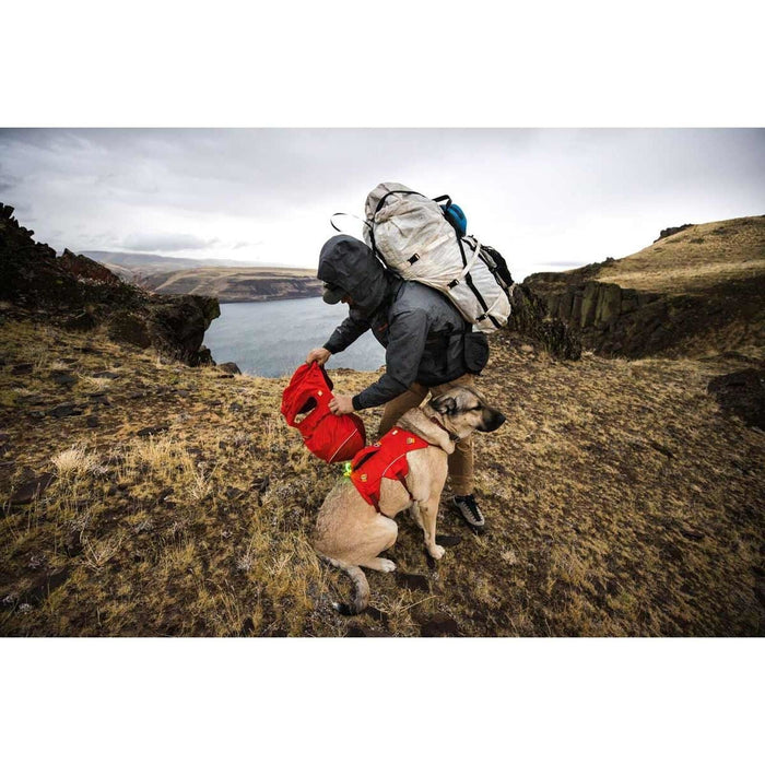 Ruffwear Palisades Dog Backpack in Red Sumac (Medium) Ruffwear - Dynamic Drive