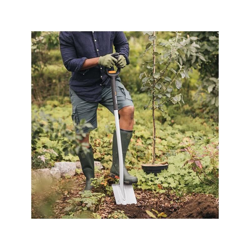 Fiskars Xact™ Telescopic Pointed Spade Fiskars - Dynamic Drive