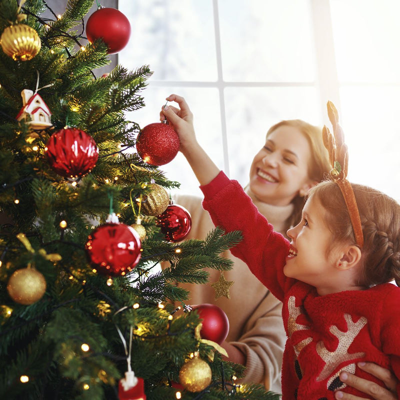 Dellonda Pre-Lit 6ft Hinged Christmas Tree with White LED Lights & PE/PVC Tips Dellonda - Dynamic Drive
