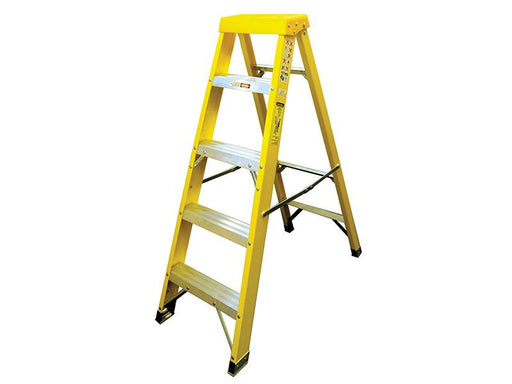 Zarges Fibreglass Swingback Steps Open, 1.33m Closed 1.47m 5 Rungs Zarges - Dynamic Drive
