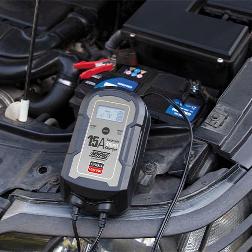 Maypole MP74215 15A (12/24V) Electronic Smart Charger Maypole - Dynamic Drive