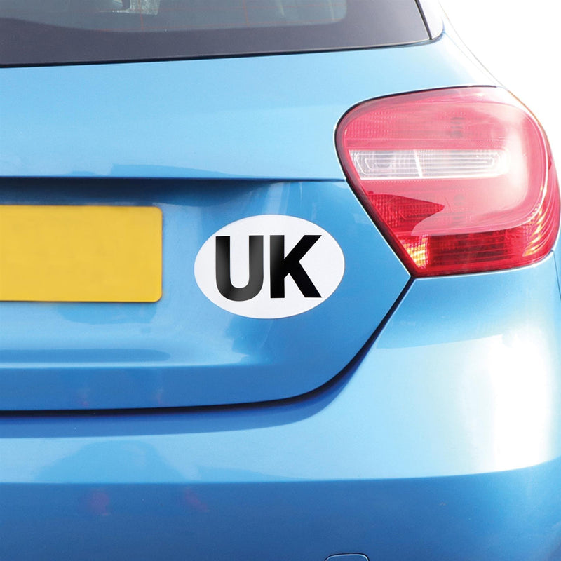 European Breakdown Emergency Travel Kit Triangle Vest Bulb Kit UK Sticker Streetwize - Dynamic Drive