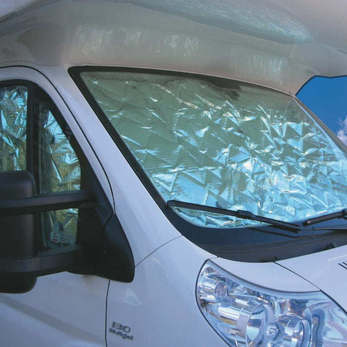 839FT INTERNAL BLIND TRANSIT 2014 Nova  - Dynamic Drive
