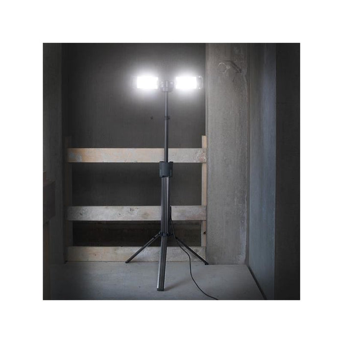Scangrip® TOWER 5 CONNECT Floodlight with Makita CONNECT 18V Bare Unit SCANGRIP® - Dynamic Drive