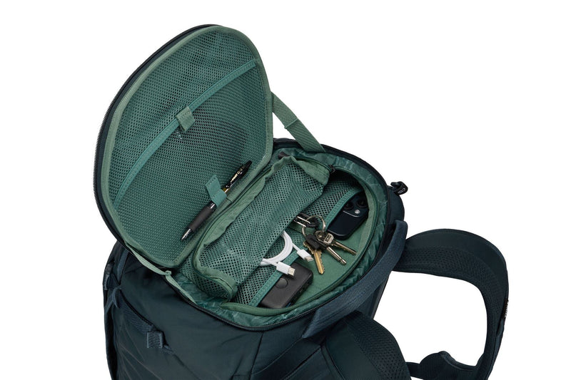 Thule Landmark 40L travel pack darkest blue Thule - Dynamic Drive