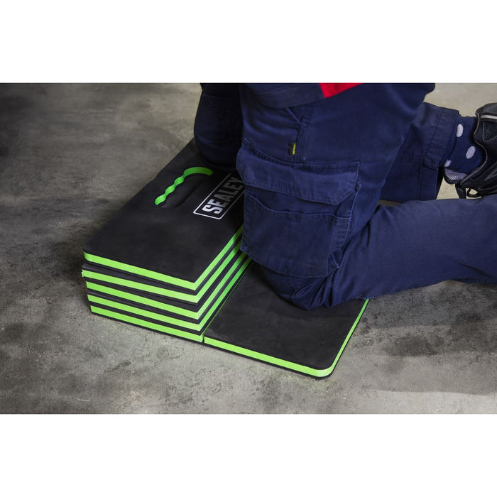 Sealey Folding Mechanic's Work Mat 23mm VS8582 Sealey - Dynamic Drive