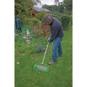 Draper Rolling Lawn Aerator Spiked Drum, 450mm 83983 Draper - Dynamic Drive