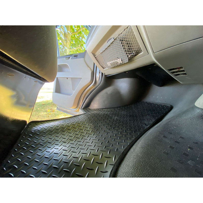 Olpro Volkswagen T5 2003 – 2015 Front No Walkthrough RUBBER ( OLPRO LOGO ON KICK PAD) Olpro - Dynamic Drive