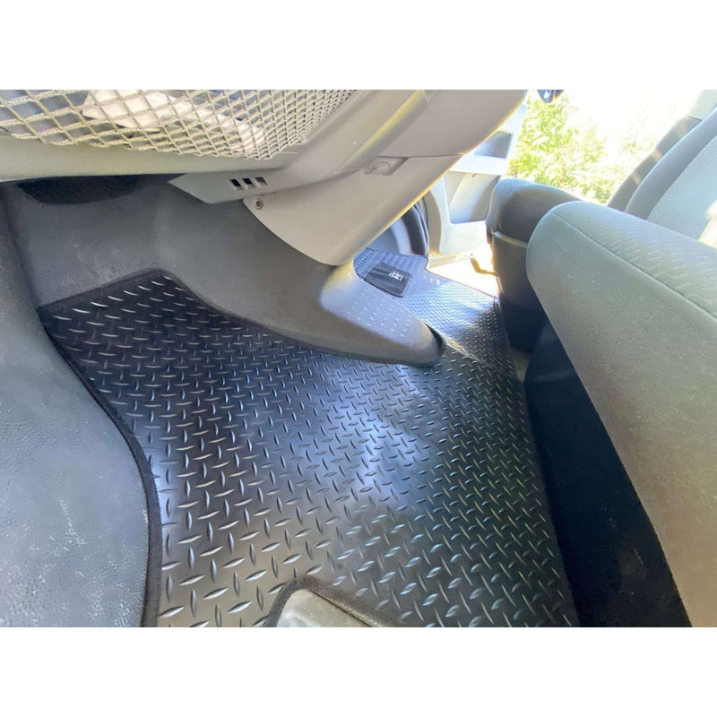Olpro Volkswagen T5 2003 – 2015 Front No Walkthrough RUBBER ( OLPRO LOGO ON KICK PAD) Olpro - Dynamic Drive